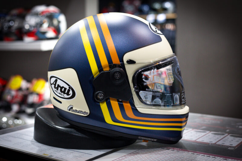 arai-concept-xe-dream-blue-frost-1-4