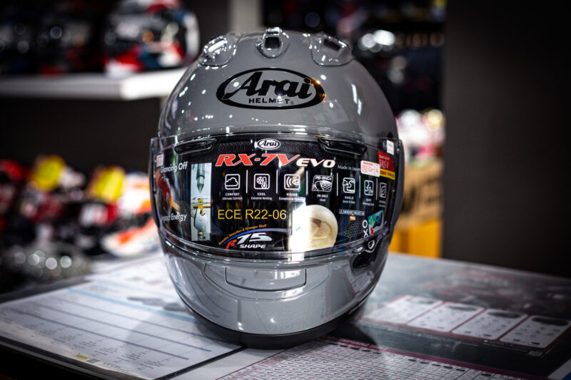 arai-rx-7v-evo-modern-grey-1-3