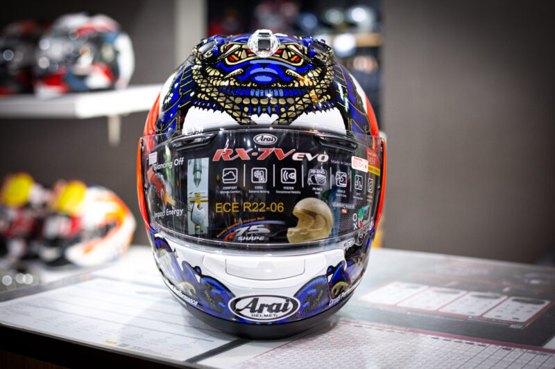 arai-rx-7v-evo-samurai-1-3